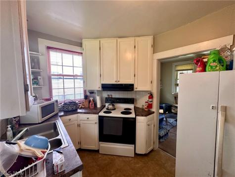 466 Watson Street Akron OH 44305