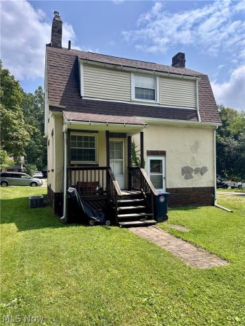 466 Watson Street Akron OH 44305