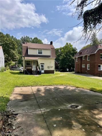 466 Watson Street Akron OH 44305