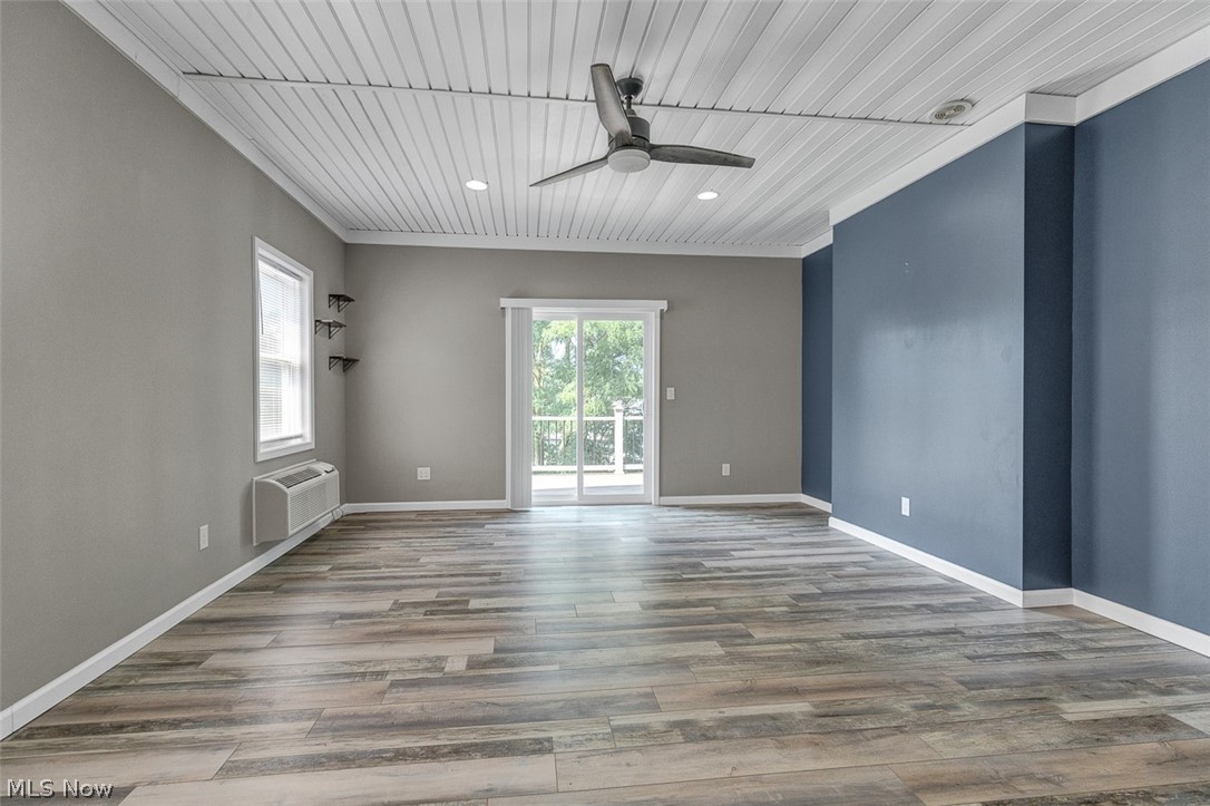 38155 Highgate Bluff Lane Willoughby OH 44094