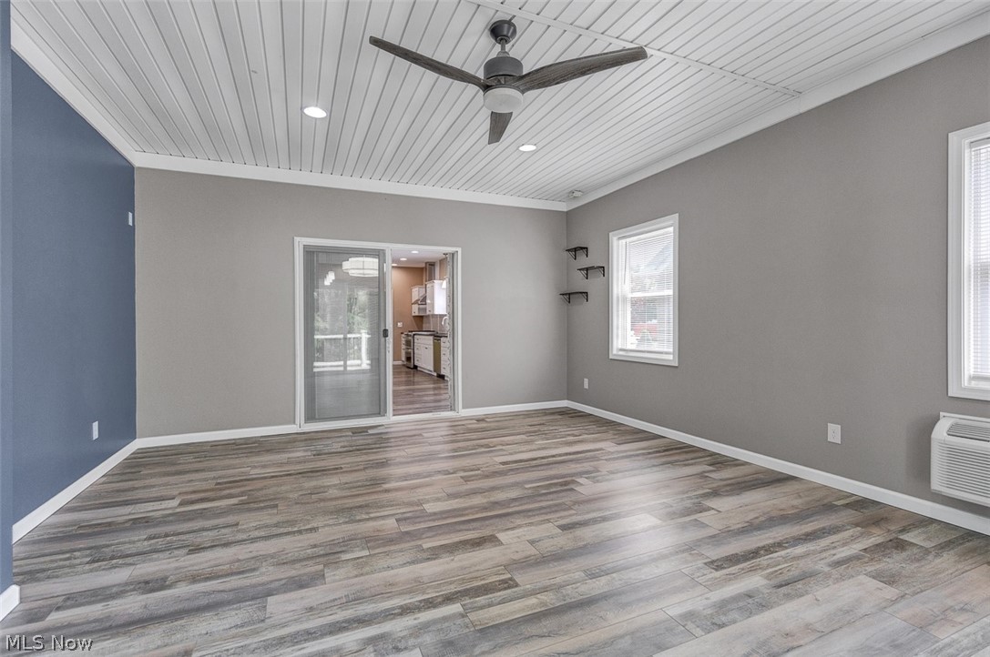 38155 Highgate Bluff Lane Willoughby OH 44094