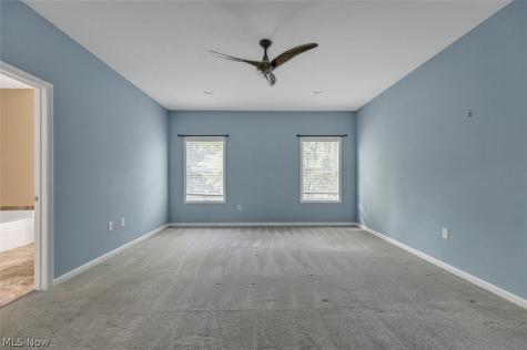 38155 Highgate Bluff Lane Willoughby OH 44094