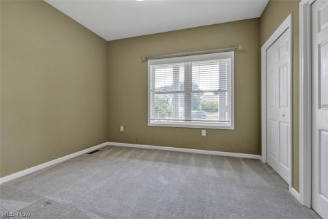 38155 Highgate Bluff Lane Willoughby OH 44094