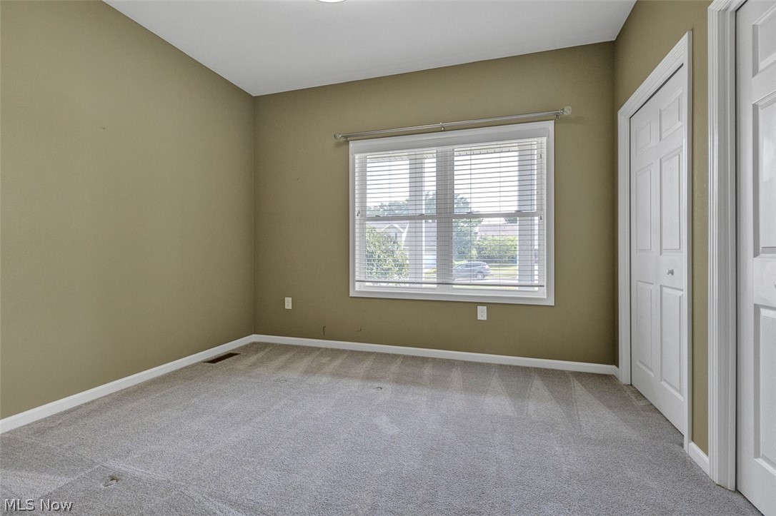 38155 Highgate Bluff Lane Willoughby OH 44094