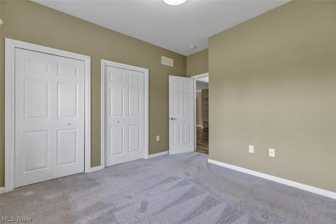 38155 Highgate Bluff Lane Willoughby OH 44094