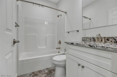 38155 Highgate Bluff Lane Willoughby OH 44094