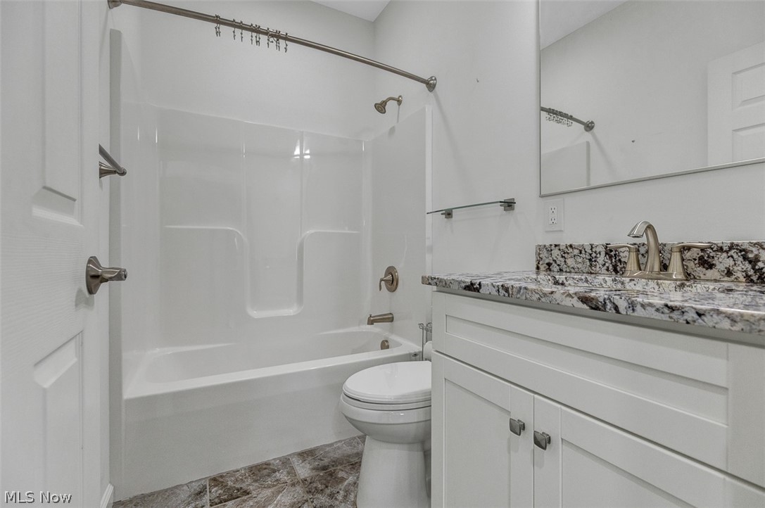 38155 Highgate Bluff Lane Willoughby OH 44094
