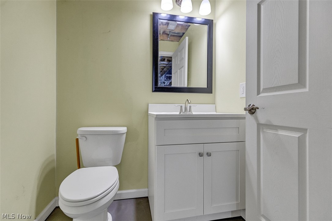 38155 Highgate Bluff Lane Willoughby OH 44094