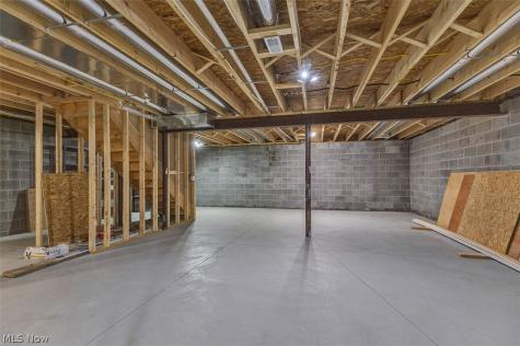 38155 Highgate Bluff Lane Willoughby OH 44094