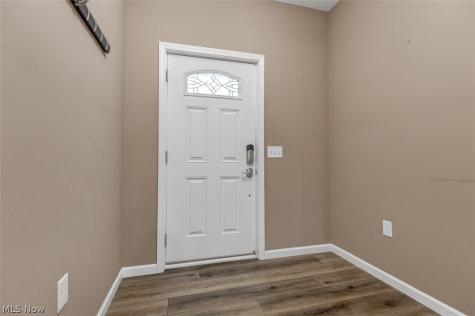 38155 Highgate Bluff Lane Willoughby OH 44094