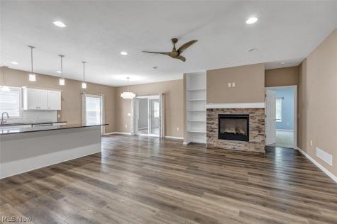 38155 Highgate Bluff Lane Willoughby OH 44094