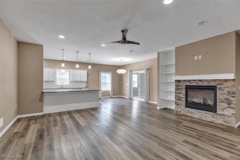 38155 Highgate Bluff Lane Willoughby OH 44094