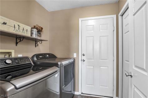 9355 Saybrook Drive North Ridgeville OH 44039