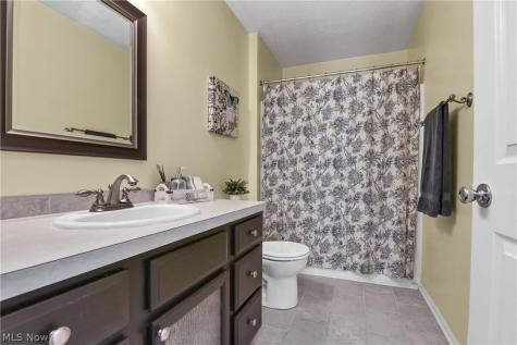 9355 Saybrook Drive North Ridgeville OH 44039