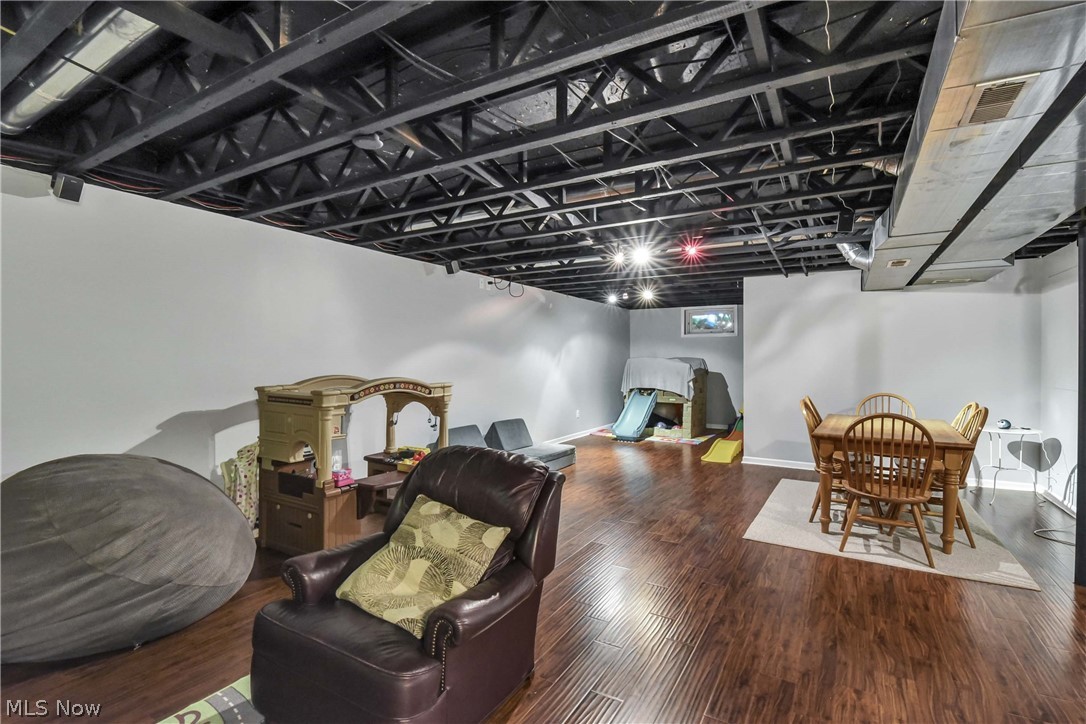 9355 Saybrook Drive North Ridgeville OH 44039