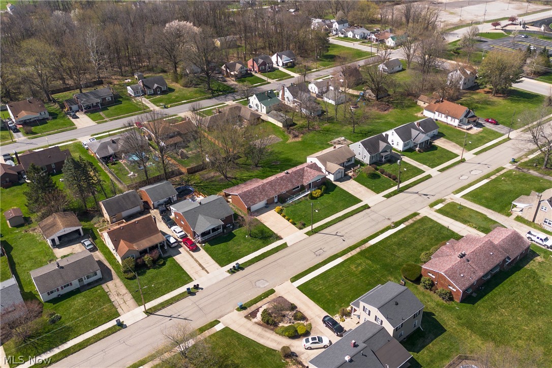 321 Porter Avenue Campbell OH 44405