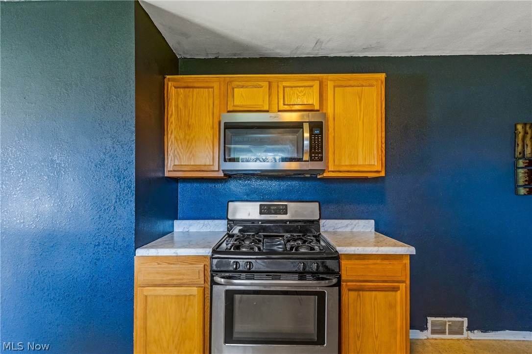 321 Porter Avenue Campbell OH 44405
