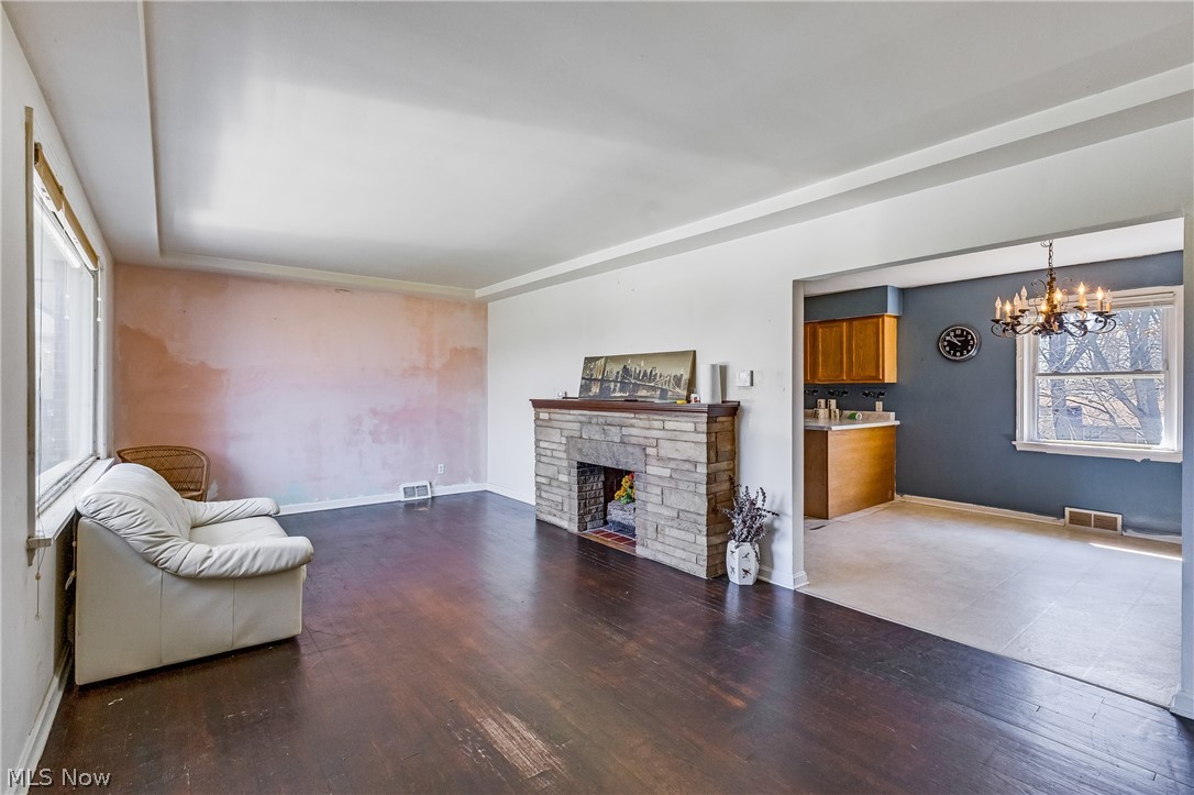 321 Porter Avenue Campbell OH 44405