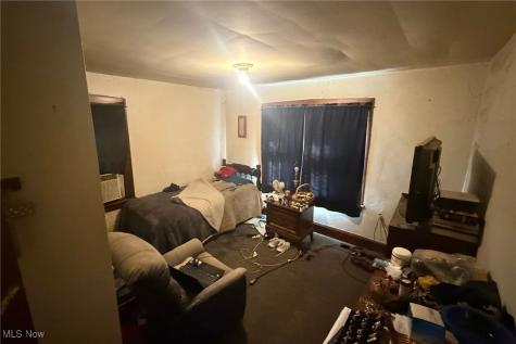 178 E Ravenwood Avenue Youngstown OH 44507