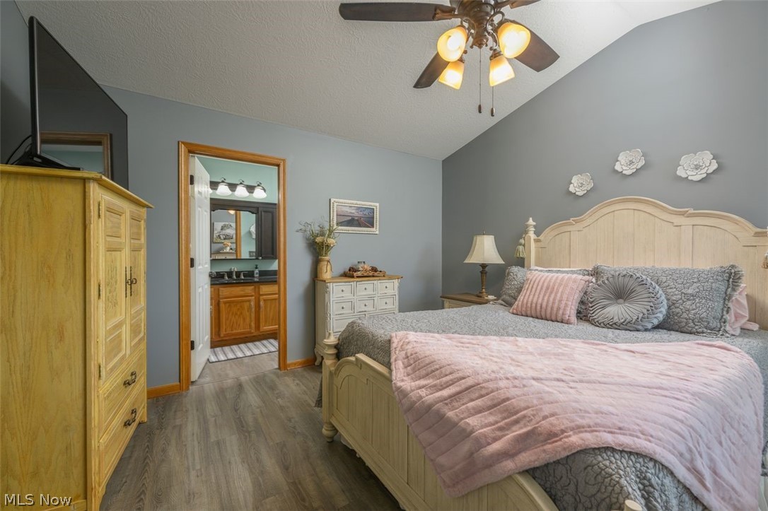 312 Apple Ridge Drive Apple Creek OH 44606