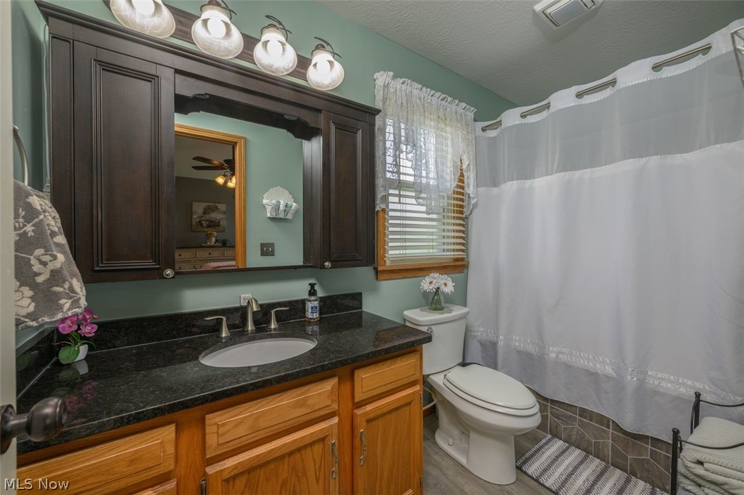 312 Apple Ridge Drive Apple Creek OH 44606