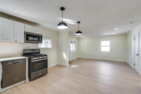 4455 W 56th Street Cleveland OH 44144