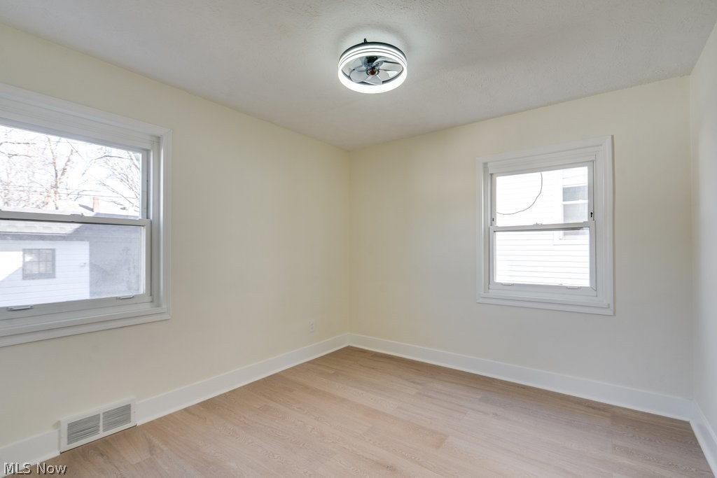4455 W 56th Street Cleveland OH 44144