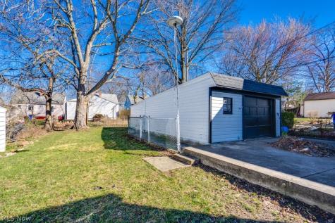 4455 W 56th Street Cleveland OH 44144