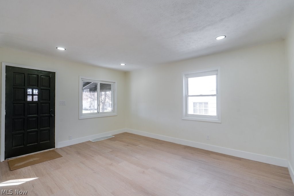 4455 W 56th Street Cleveland OH 44144