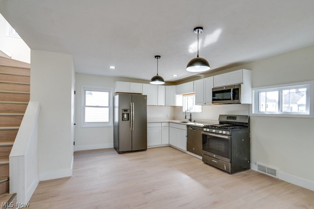 4455 W 56th Street Cleveland OH 44144