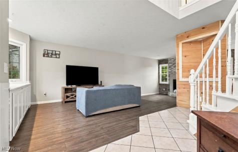 701 Glencarlyn Avenue Louisville OH 44641