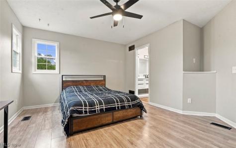 701 Glencarlyn Avenue Louisville OH 44641