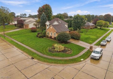 701 Glencarlyn Avenue Louisville OH 44641