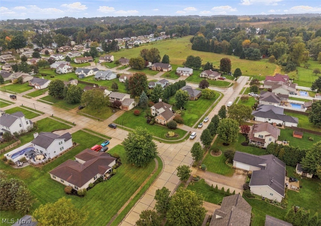 701 Glencarlyn Avenue Louisville OH 44641