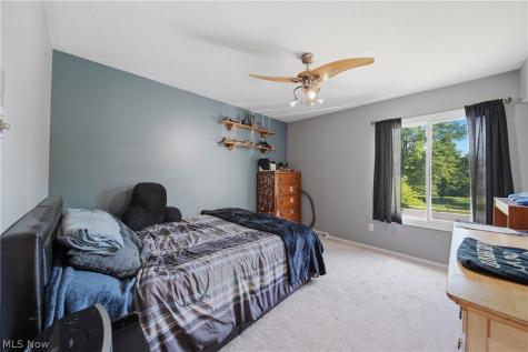 1038 Hampton Drive Macedonia OH 44056