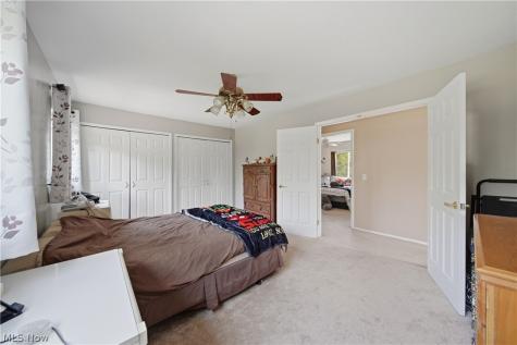 1038 Hampton Drive Macedonia OH 44056