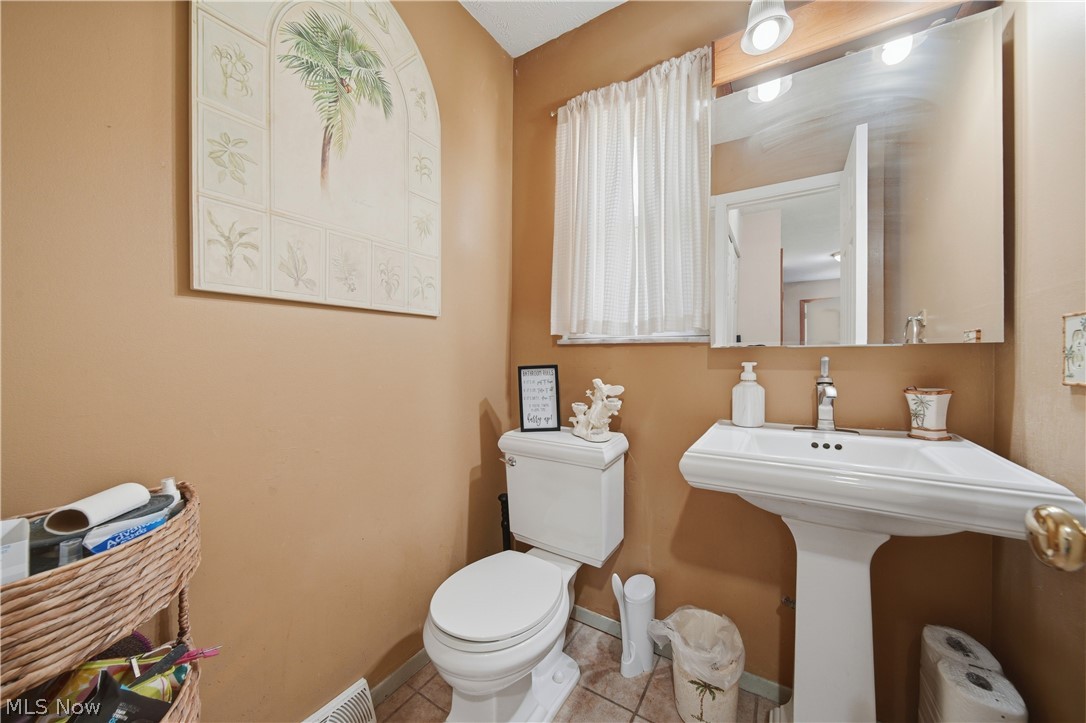 1038 Hampton Drive Macedonia OH 44056