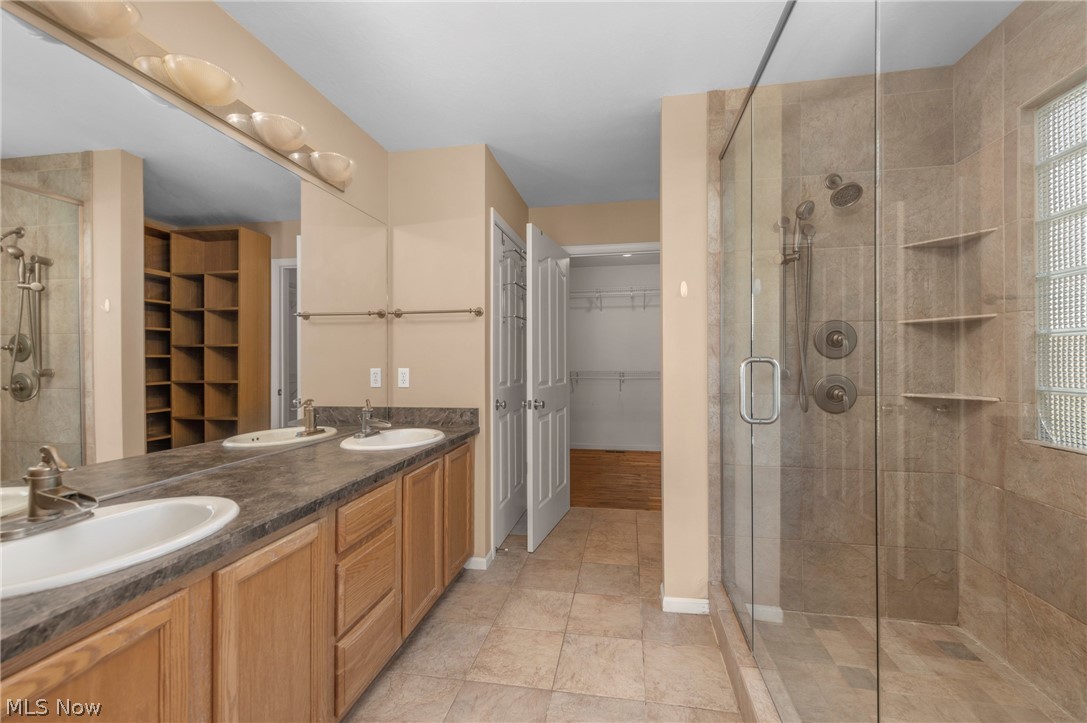 36136 Astoria Way Avon OH 44011