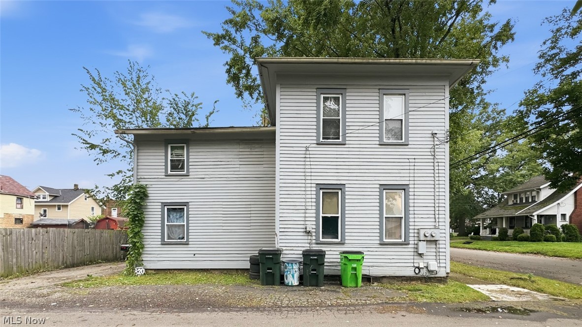 820 Parkview Street NE Massillon OH 44646