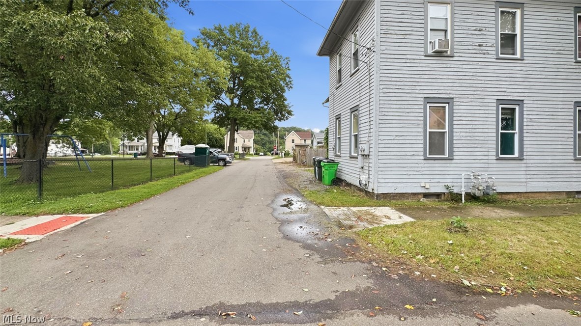 820 Parkview Street NE Massillon OH 44646