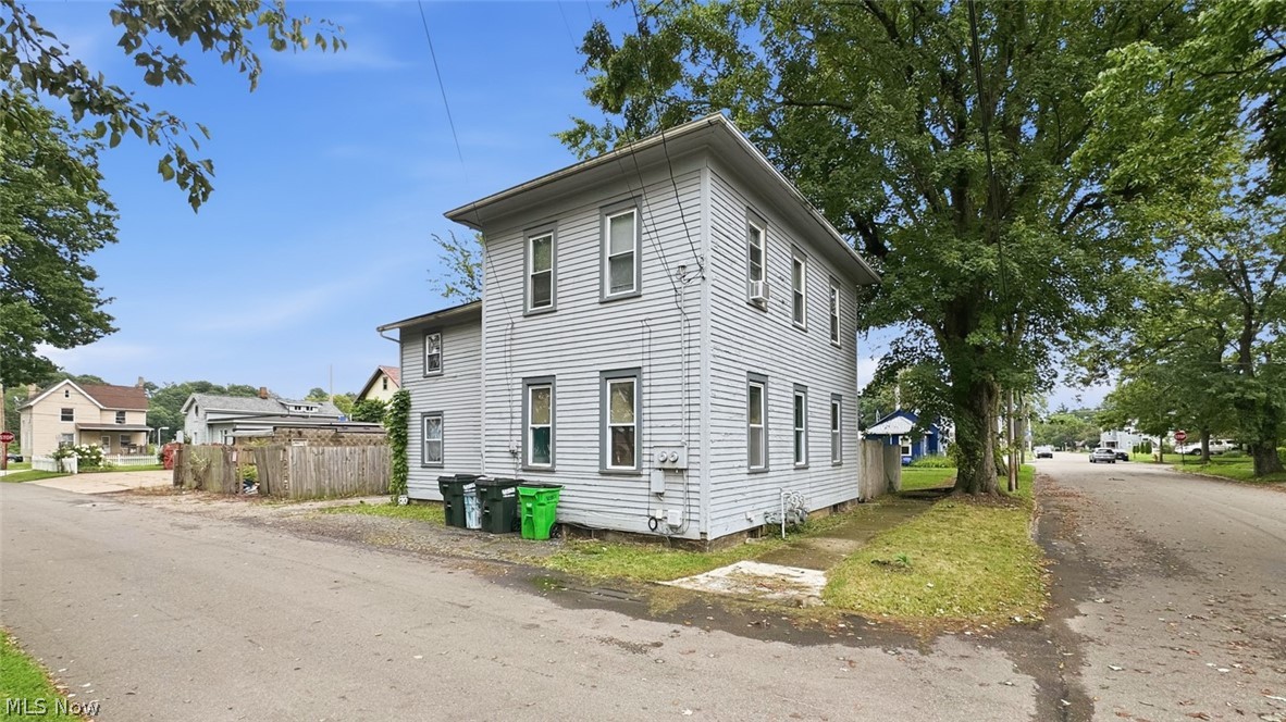 820 Parkview Street NE Massillon OH 44646