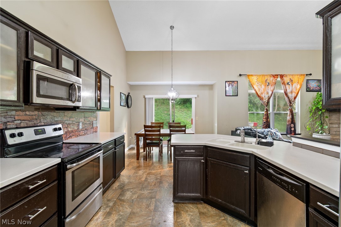 2693 Superior Drive Uniontown OH 44685