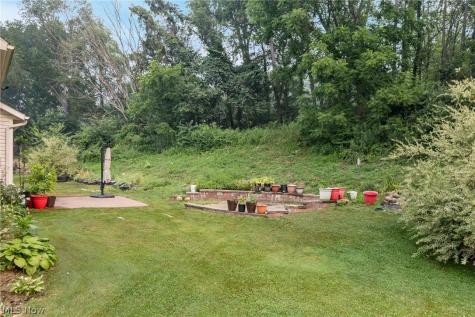 2693 Superior Drive Uniontown OH 44685