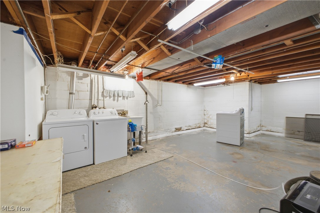 313 S Canal Street Newton Falls OH 44444