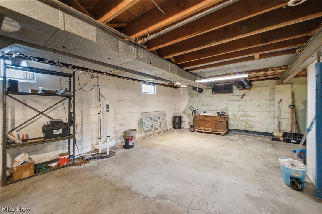 313 S Canal Street Newton Falls OH 44444