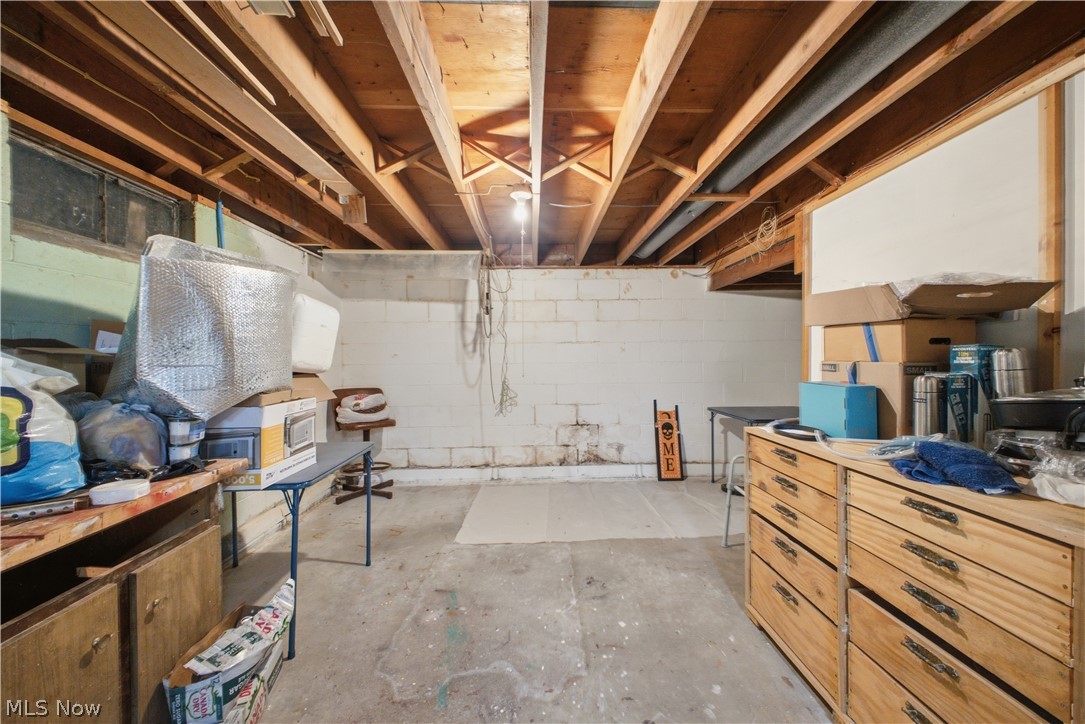 313 S Canal Street Newton Falls OH 44444