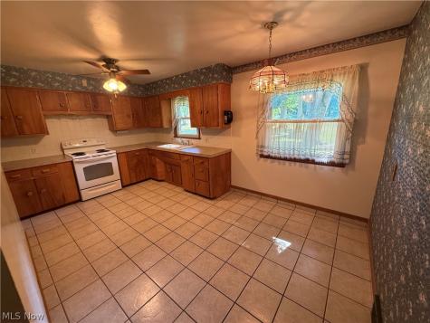 5889 Kellar Road Akron OH 44319