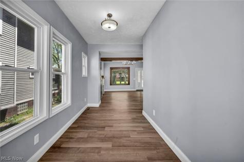 2172 West Boulevard Cleveland OH 44102