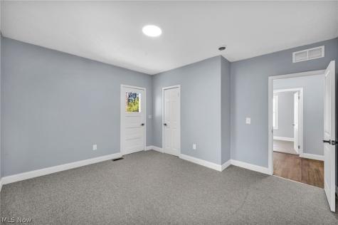 2172 West Boulevard Cleveland OH 44102