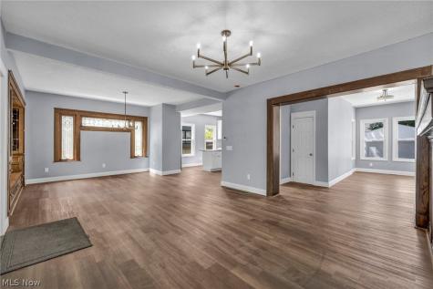 2172 West Boulevard Cleveland OH 44102